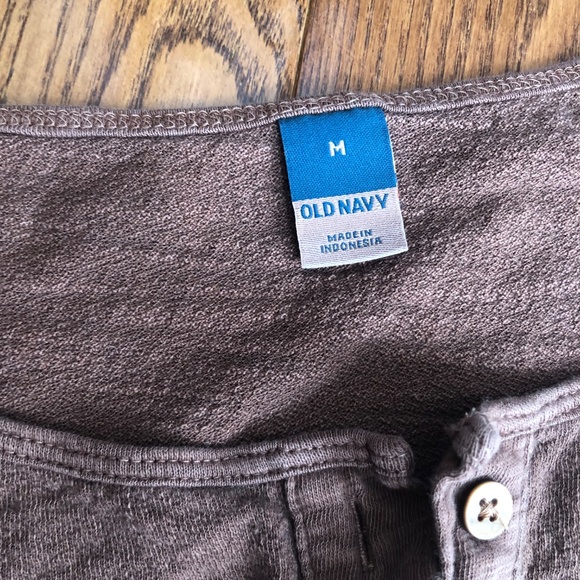 Sale: 5 for $10 - Old Navy M crop baggy top - Picture 2 of 7